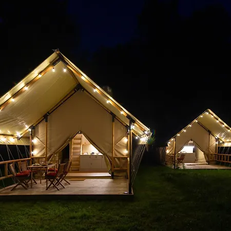 אוהל מפואר Januszowka - Ranczo Turystyczne *