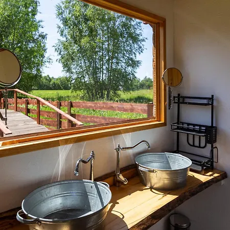 Campo de lujo Januszówka - Ranczo Turystyczne Wielki Klińcz