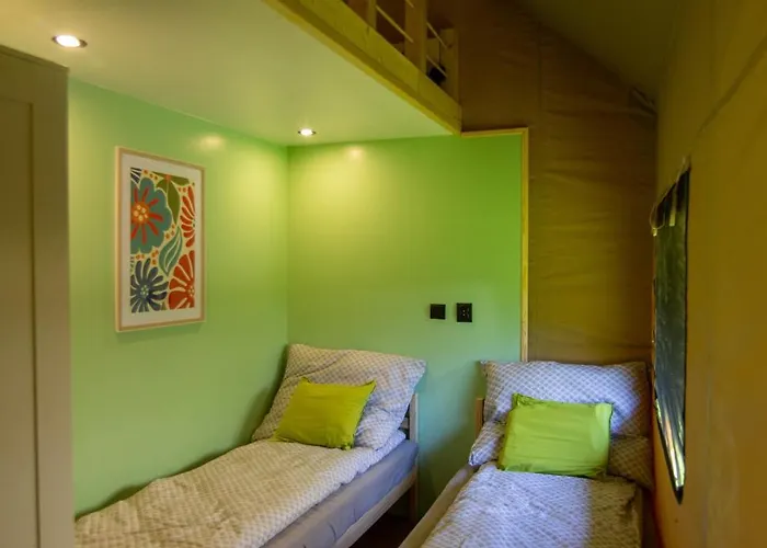 Januszówka - Ranczo Turystyczne Campo de lujo Wielki Klińcz