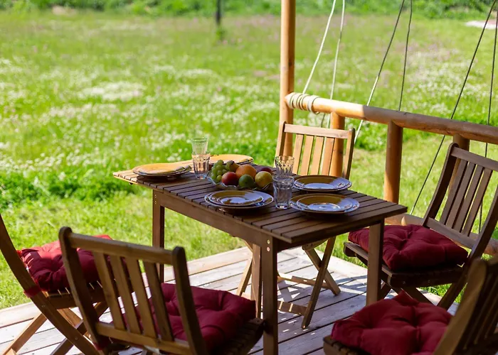 Januszówka - Ranczo Turystyczne Campo de lujo